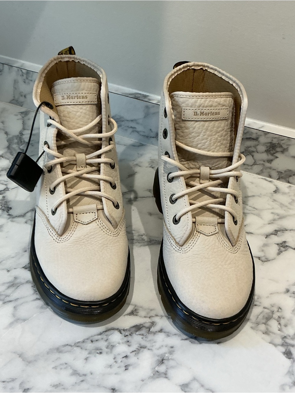 Dr. Martens Cream Leather Charlie CHUKKA Lace-Up Ankle Boots